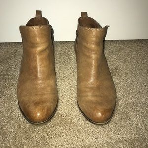 Lucky Brand Zip Up Leather Bootie